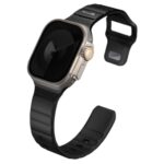 Uniq Stride Fkm Rubber Apple Watch Strap 49/45/44/42mm - MIDNIGHT BLACK - الصورة 3